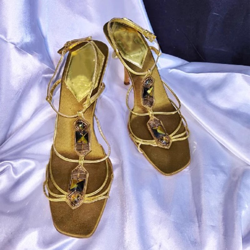 Women Shoes Egypt - Altın rengi taşlı Mısır desenli ince
