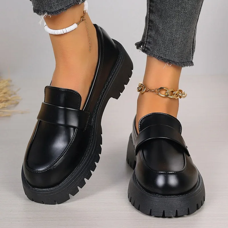 Women'S Shoes Loafers Black - İngiliz Tarzı Siyah Platform Loafer Kadın