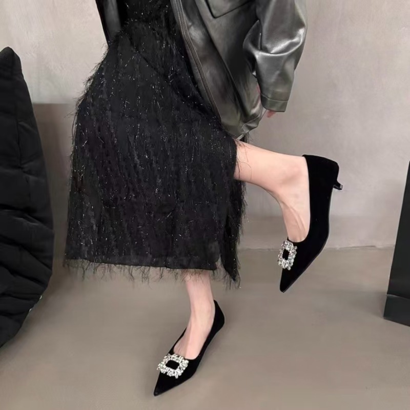 Siyah Kitten ve Kadın Ayakkabı - Women Shoes Black incelemesi ve fiyatı