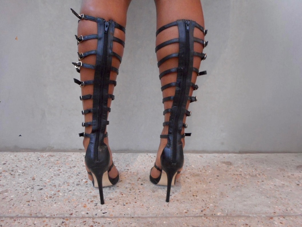 2026 Siyah Kesik Detaylı Tokal - Women Shoes Zipper incelemesi ve fiyatı